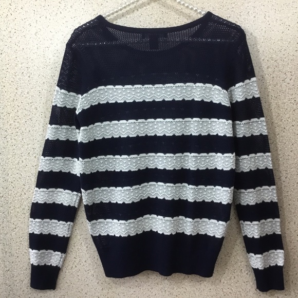 Forever 21 Navy & White Sweater, S - Picture 3 of 3